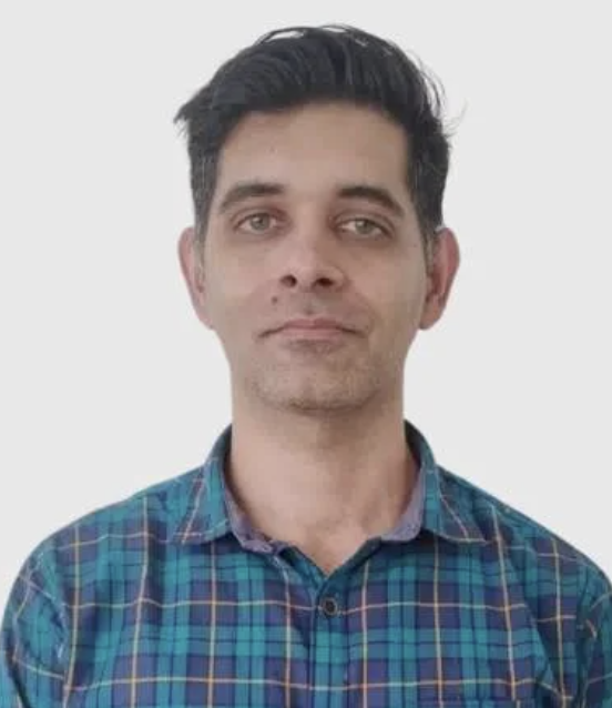Dr. Shiva Kakkar